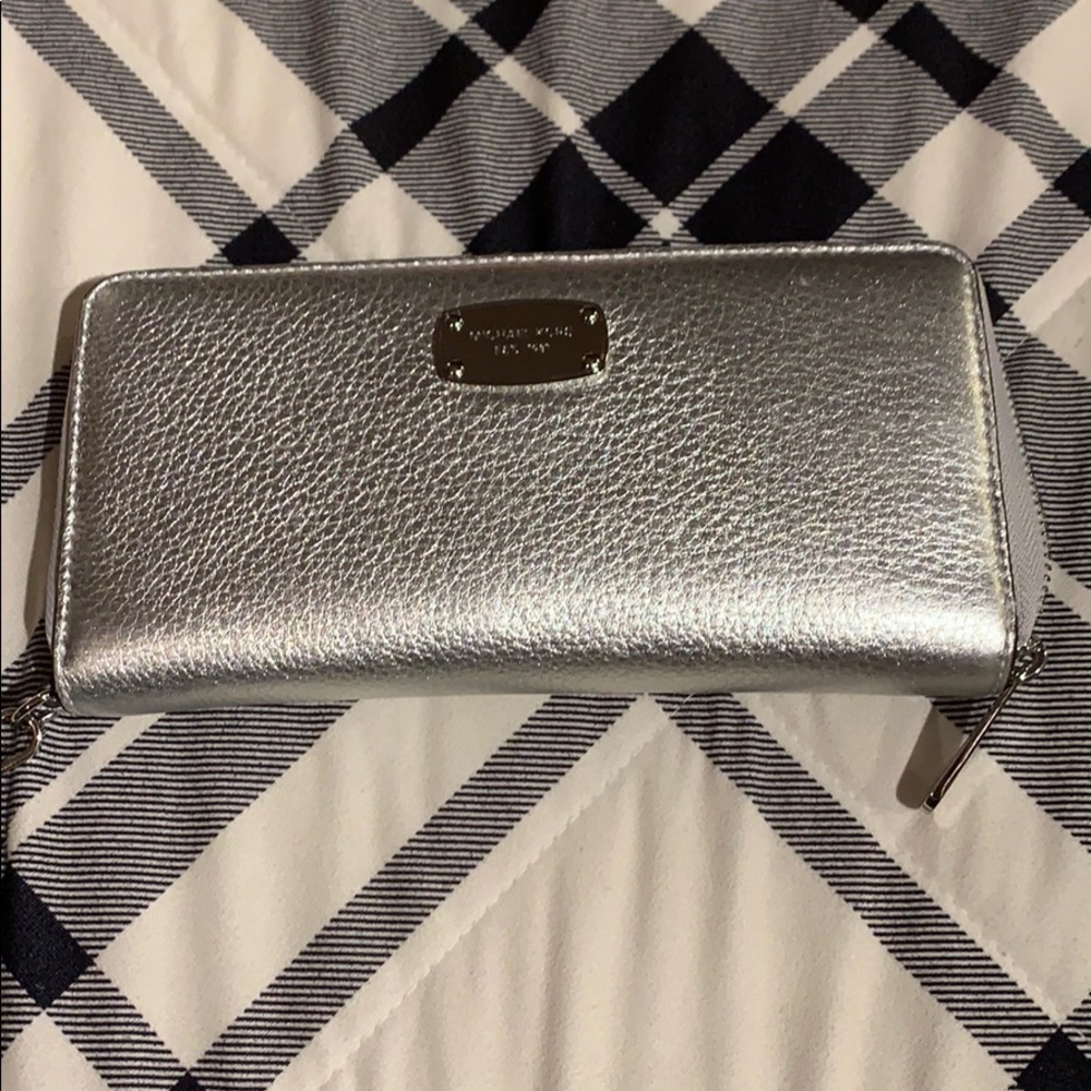 MK Silver Wallet